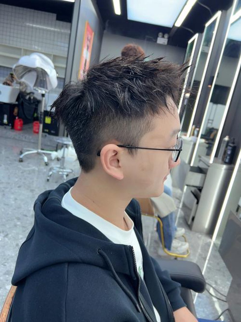 合肥烫发染发现代趋势解读